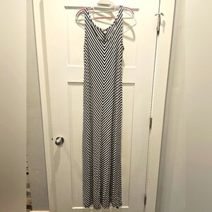 Merona Navy White Chevron Maxi Dress Size M – Sleeveless Rayon Blend